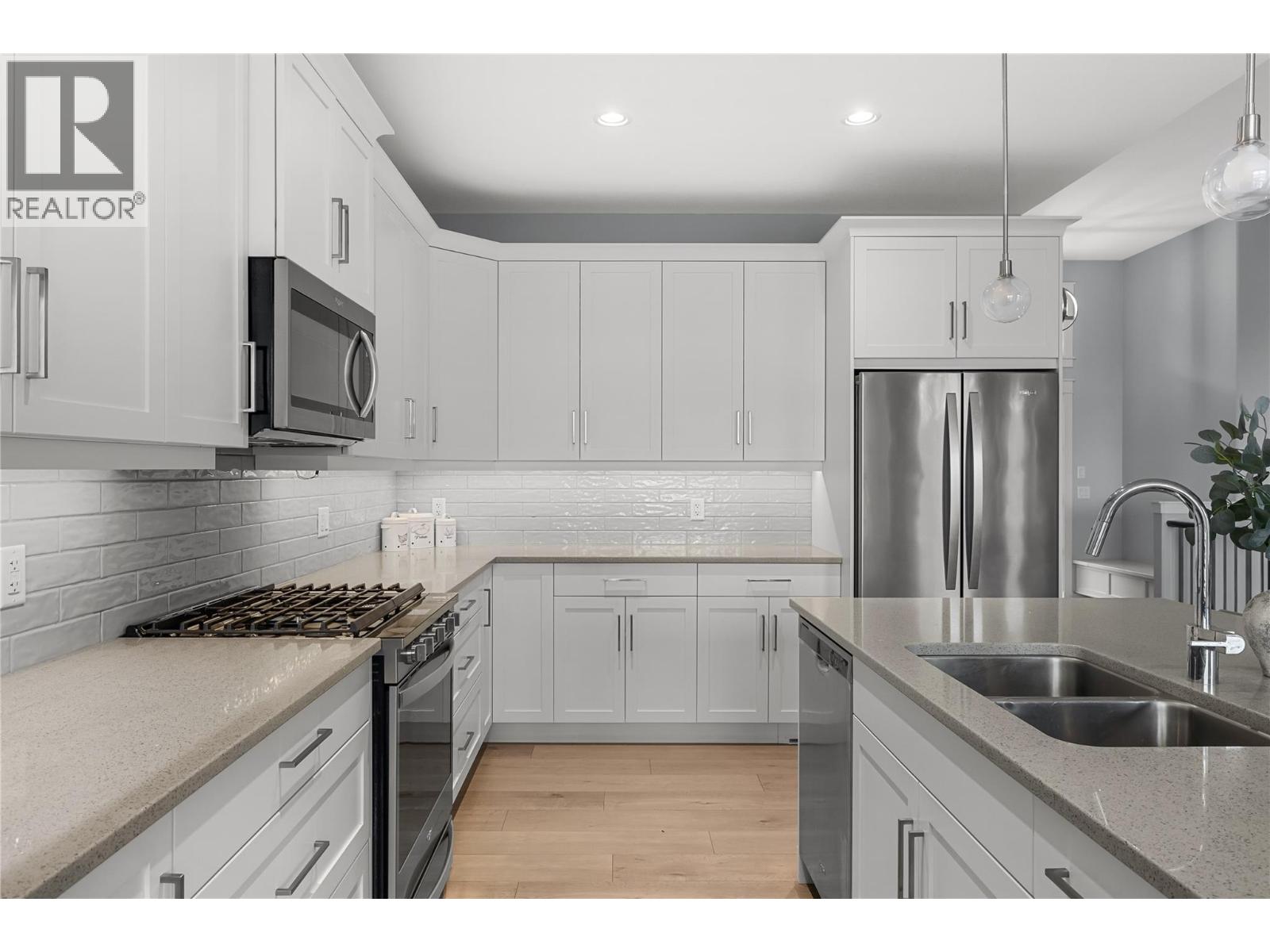  2573 Crown Crest Drive, West Kelowna