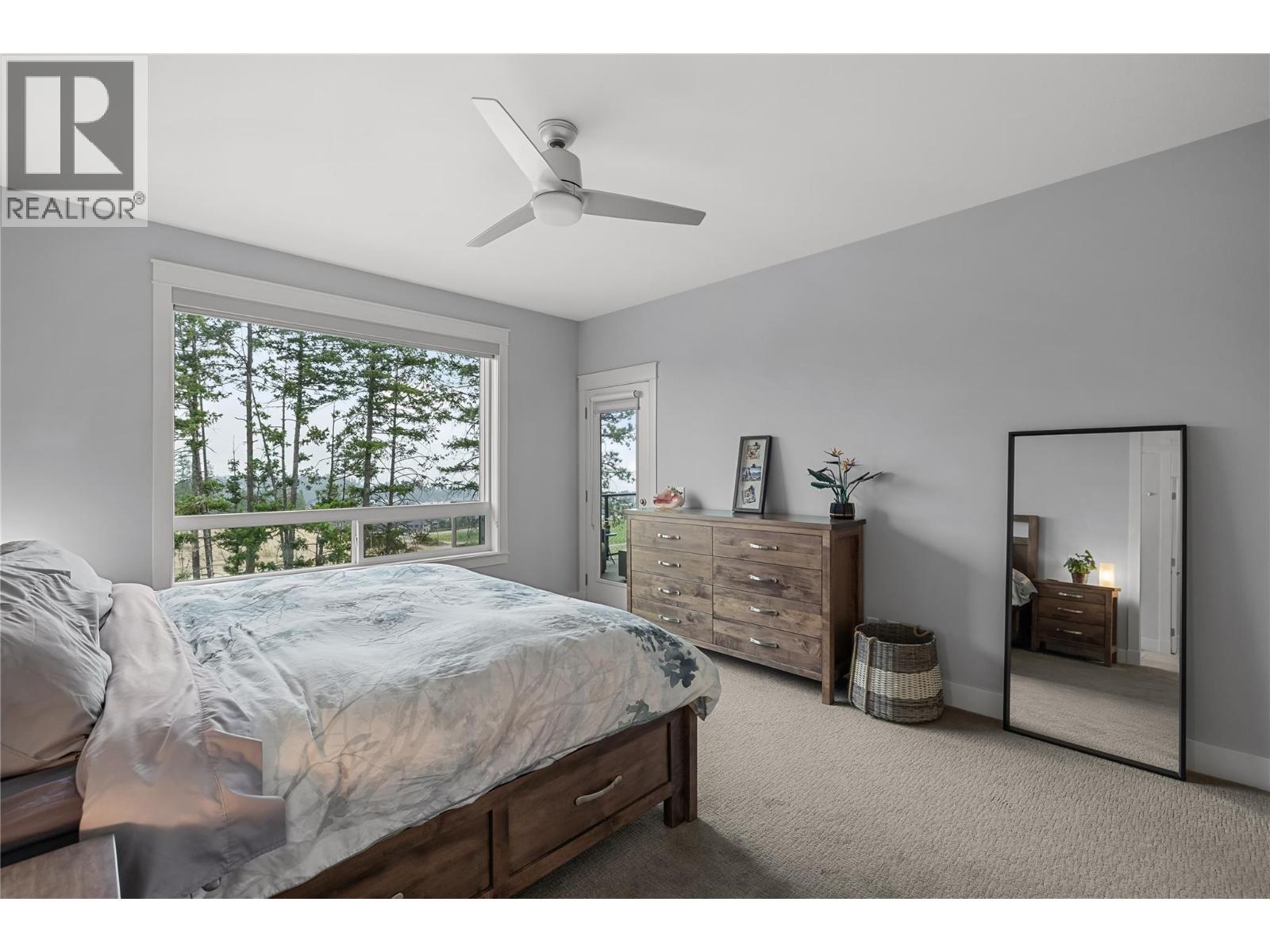  2573 Crown Crest Drive, West Kelowna