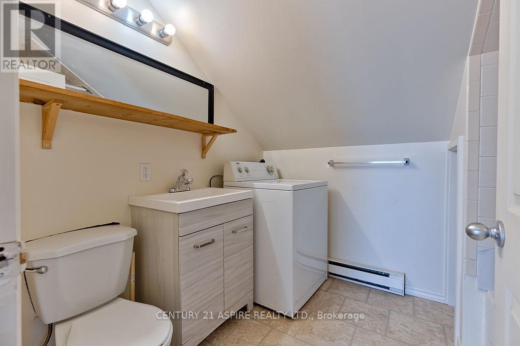 156 MACKAY STREET - 16