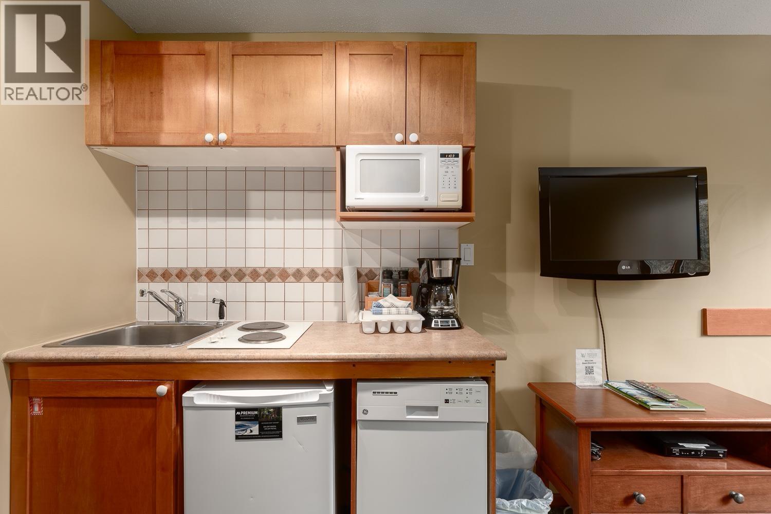 301 4315 NORTHLANDS BOULEVARD, Whistler