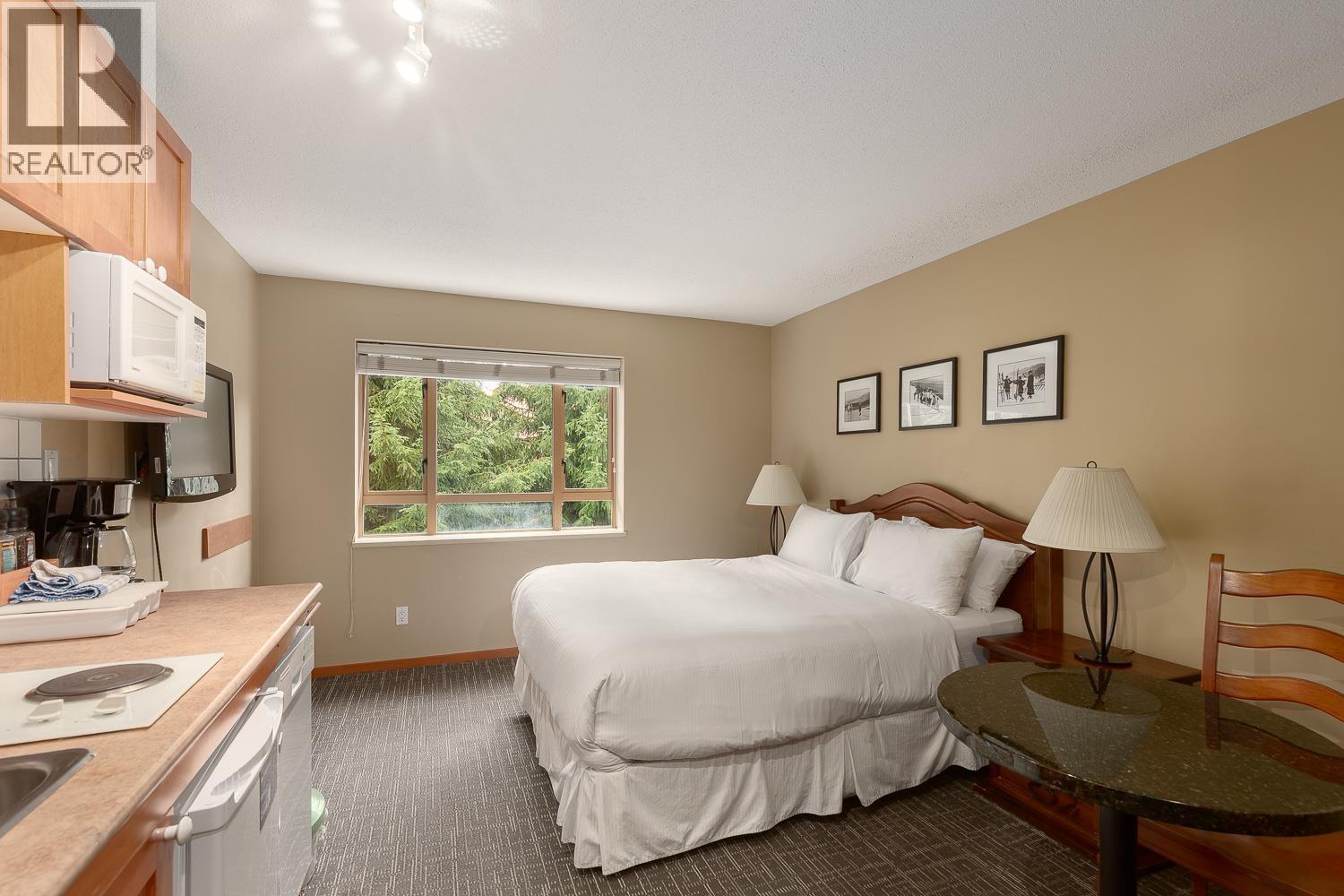 301 4315 NORTHLANDS BOULEVARD, Whistler