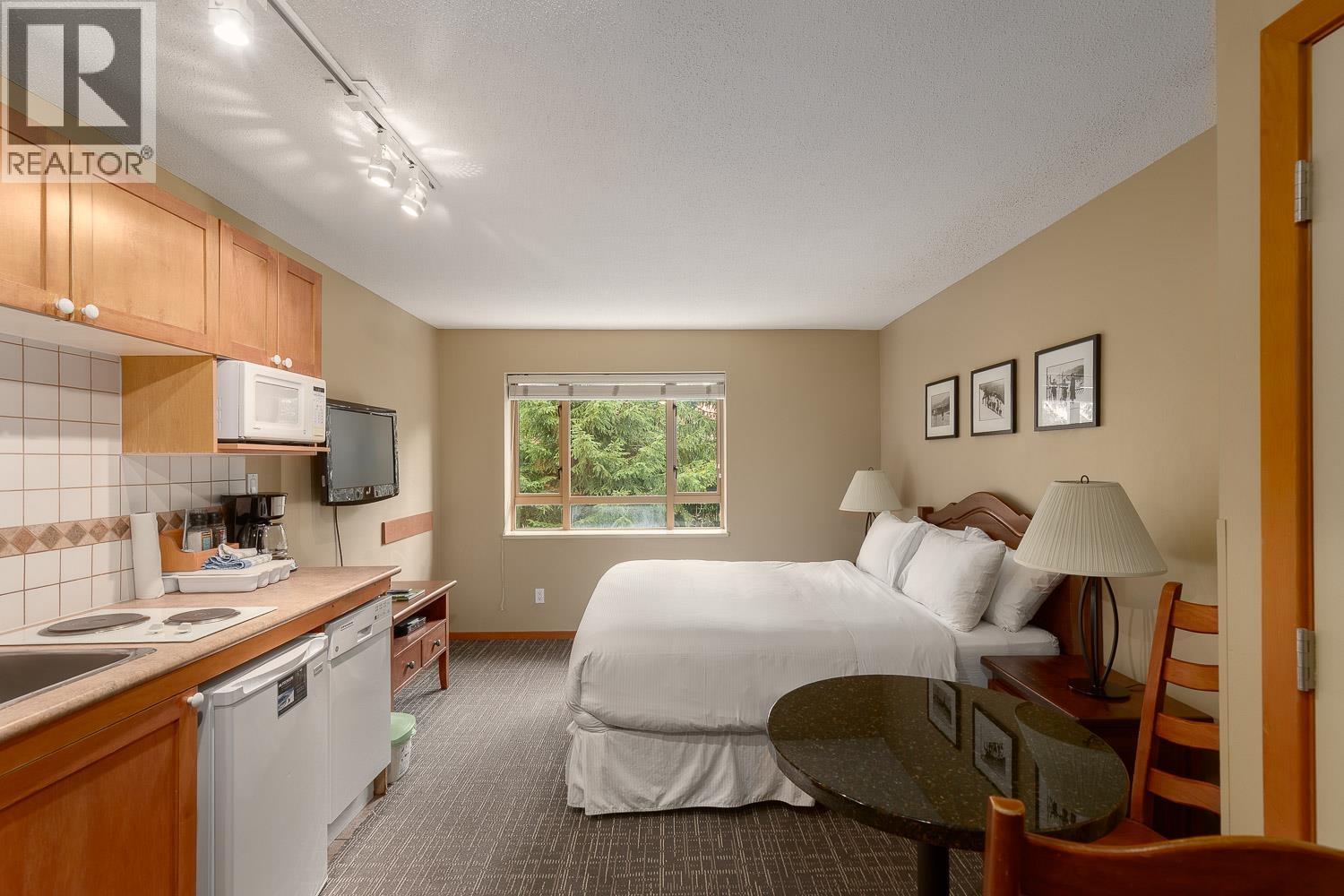 301 4315 NORTHLANDS BOULEVARD, Whistler