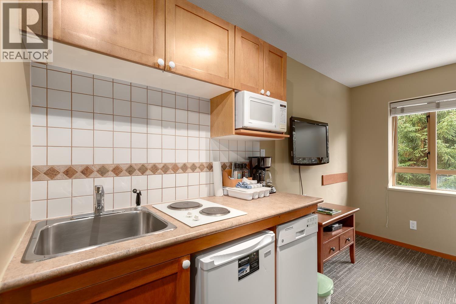 301 4315 NORTHLANDS BOULEVARD, Whistler