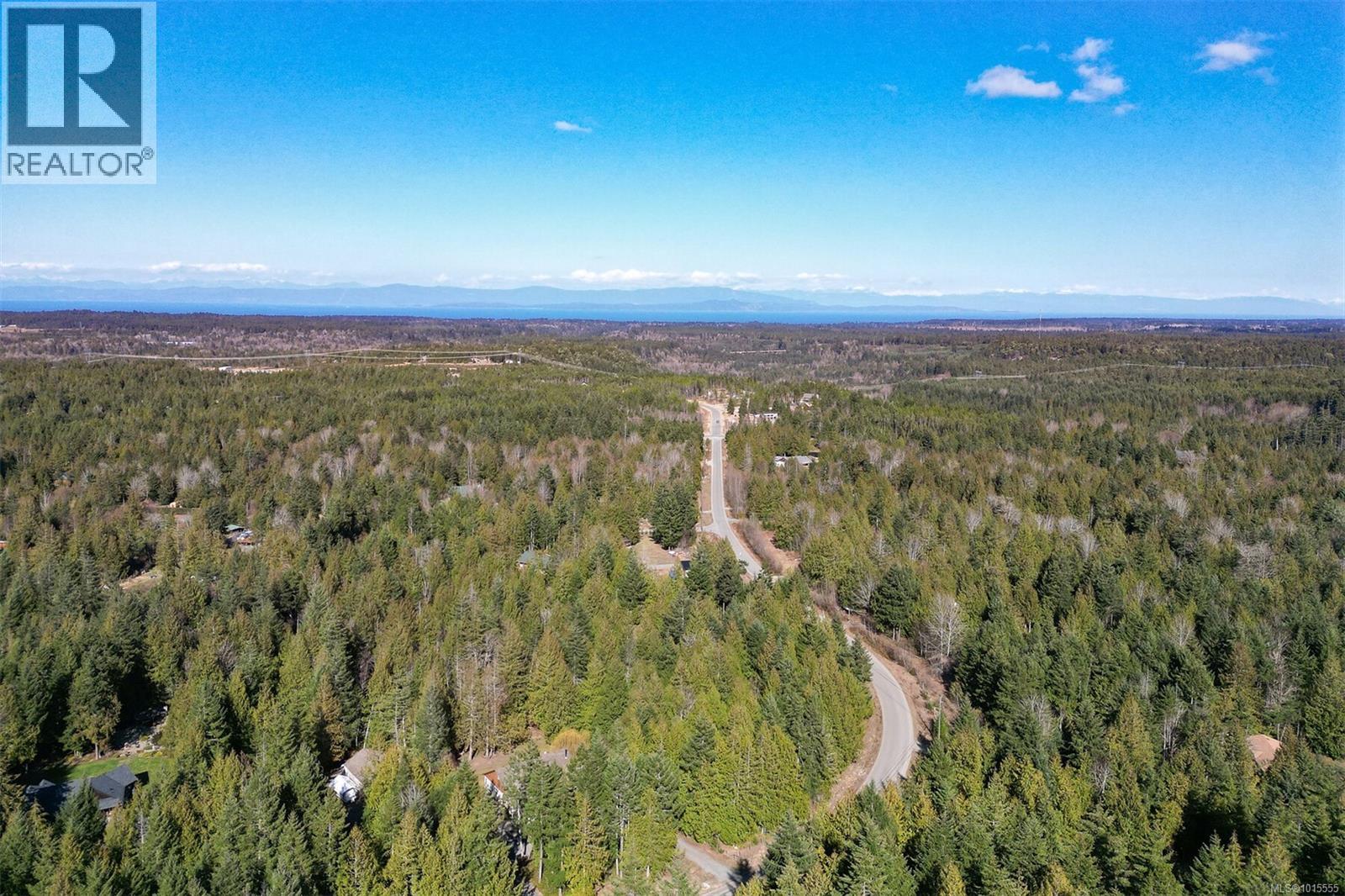 1860 Ashling Rd, Qualicum Beach