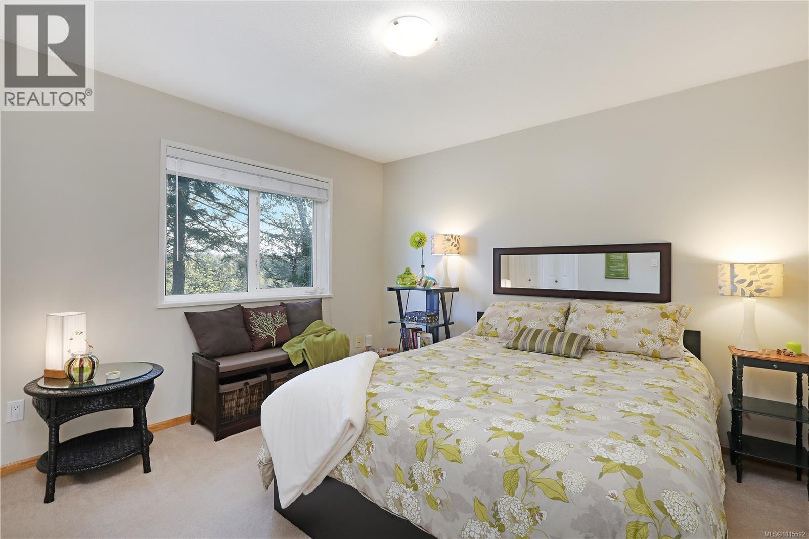 2371 Steelhead Rd, Campbell River