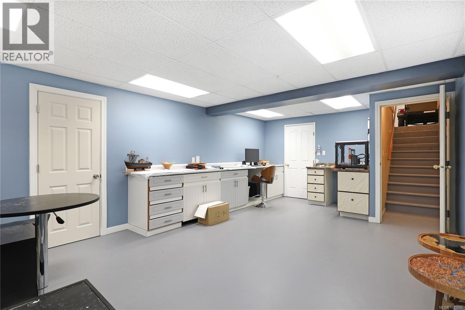 2371 Steelhead Rd, Campbell River