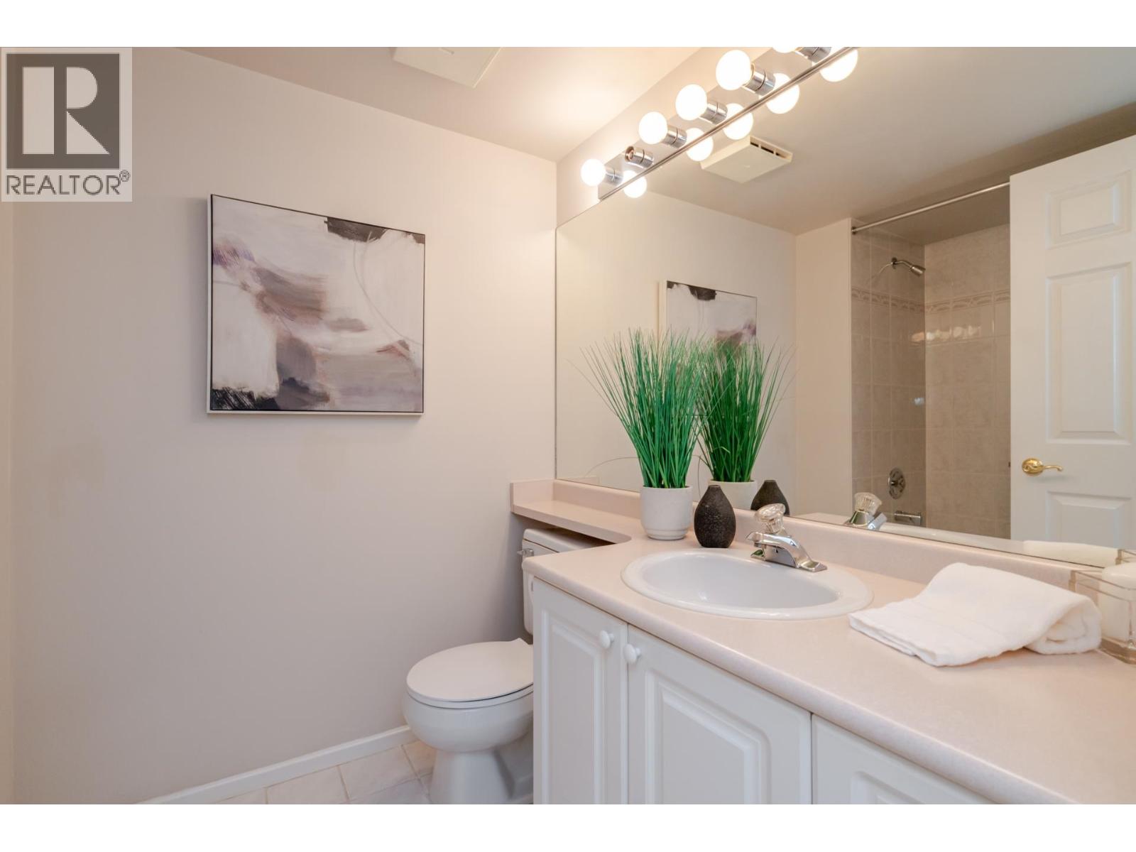 108 5556 14TH AVENUE, Tsawwassen