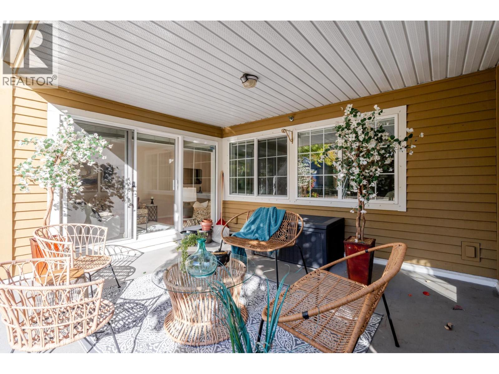 108 5556 14TH AVENUE, Tsawwassen