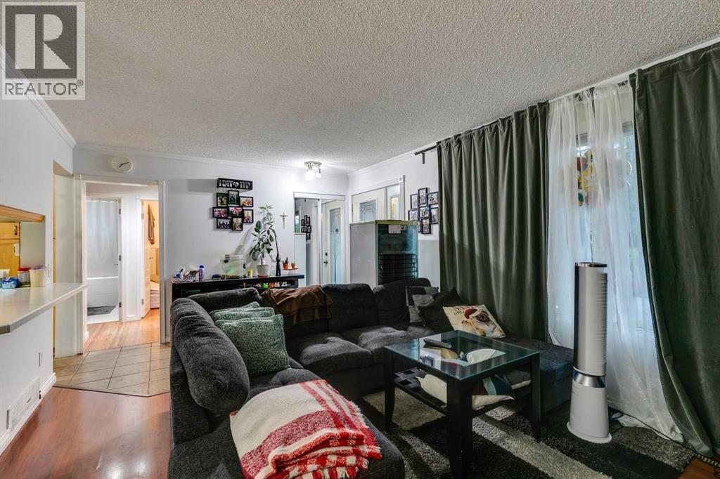 Single Family House for Sale in  Allandale Close SE Acadia Calgary 