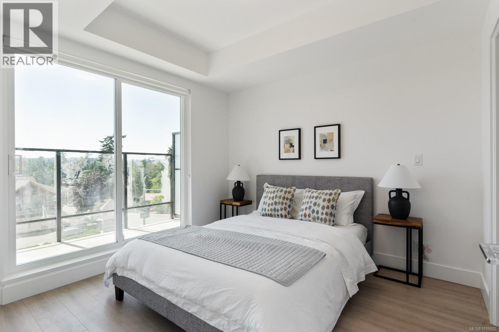 309 258 Helmcken Road, View Royal