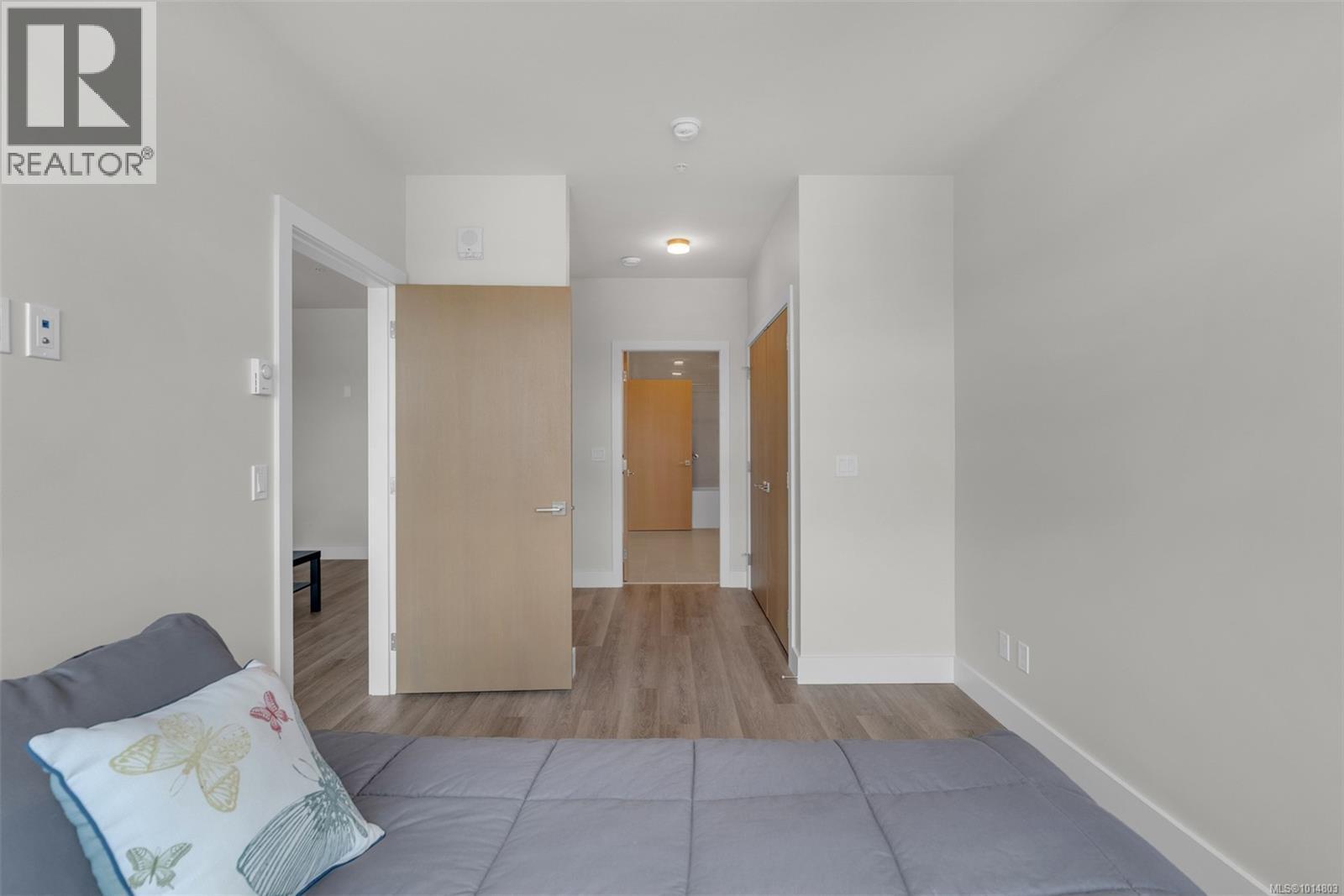 1009 622 Admirals Road, Esquimalt