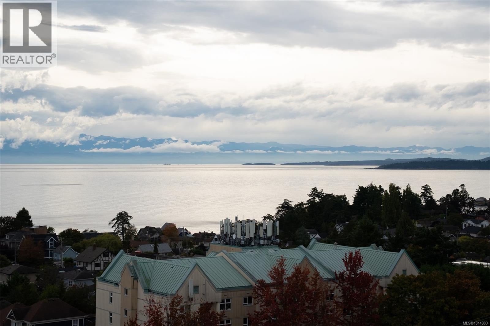 1009 622 Admirals Road, Esquimalt