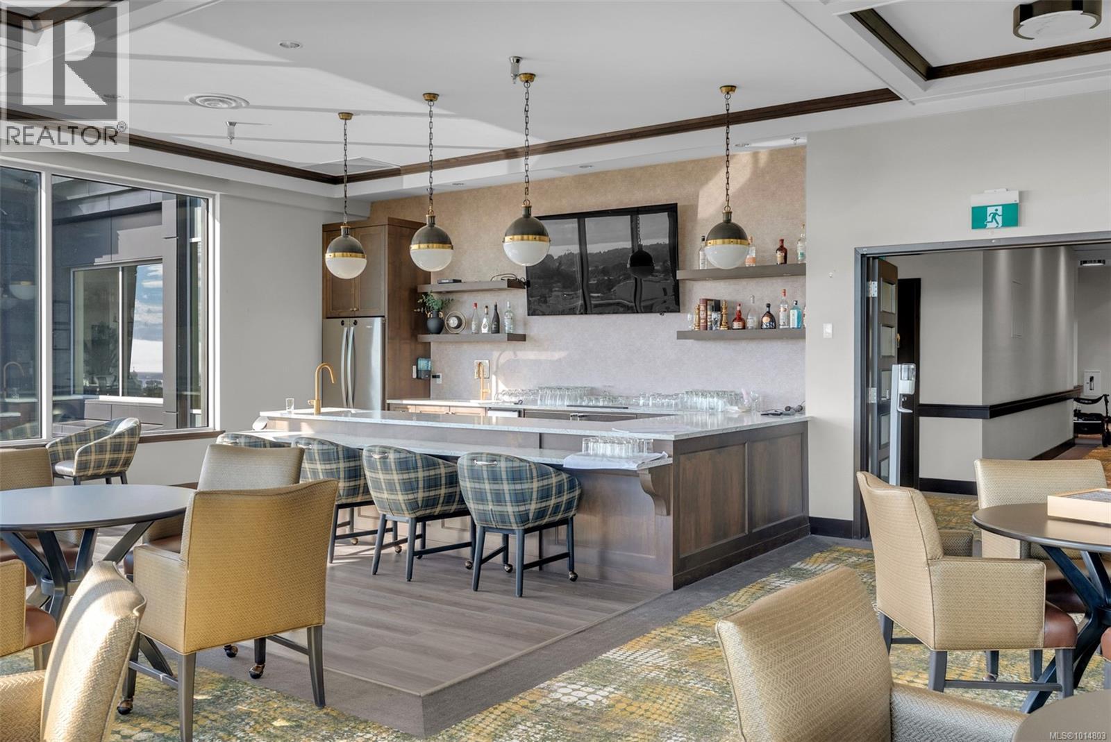 1009 622 Admirals Road, Esquimalt