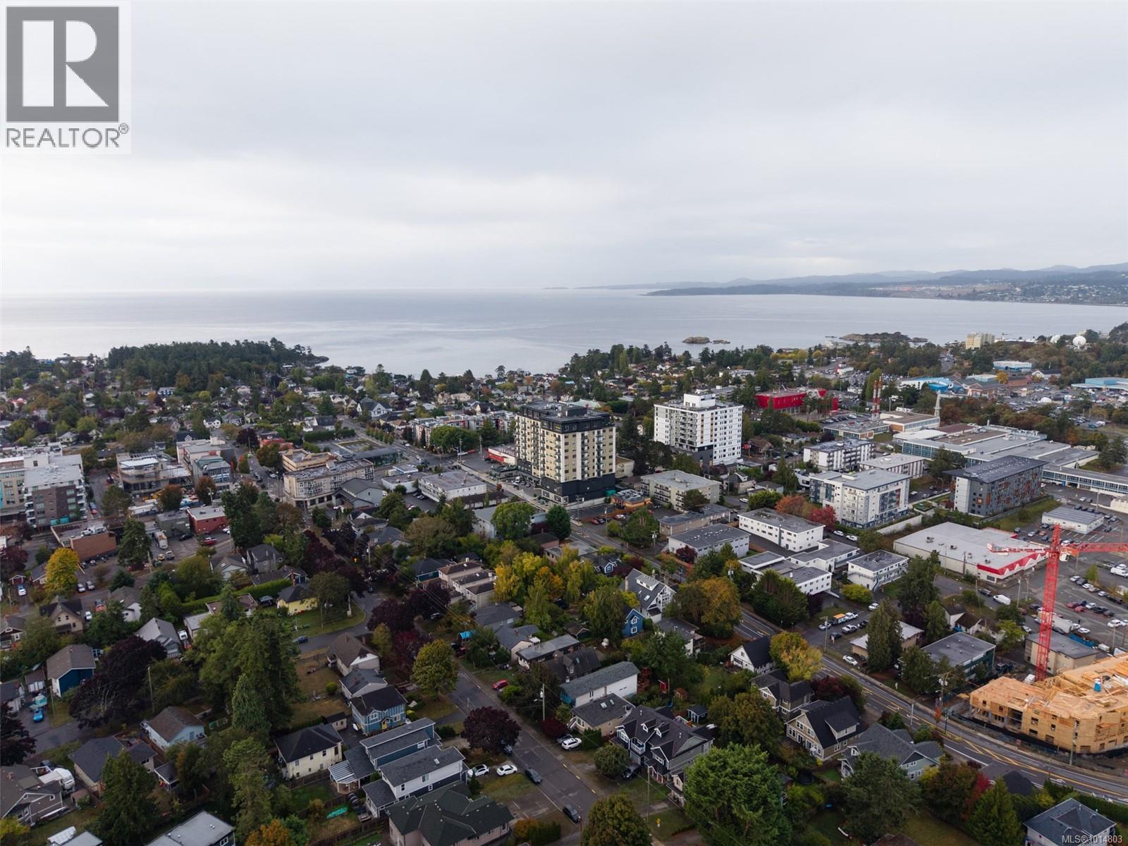1009 622 Admirals Road, Esquimalt