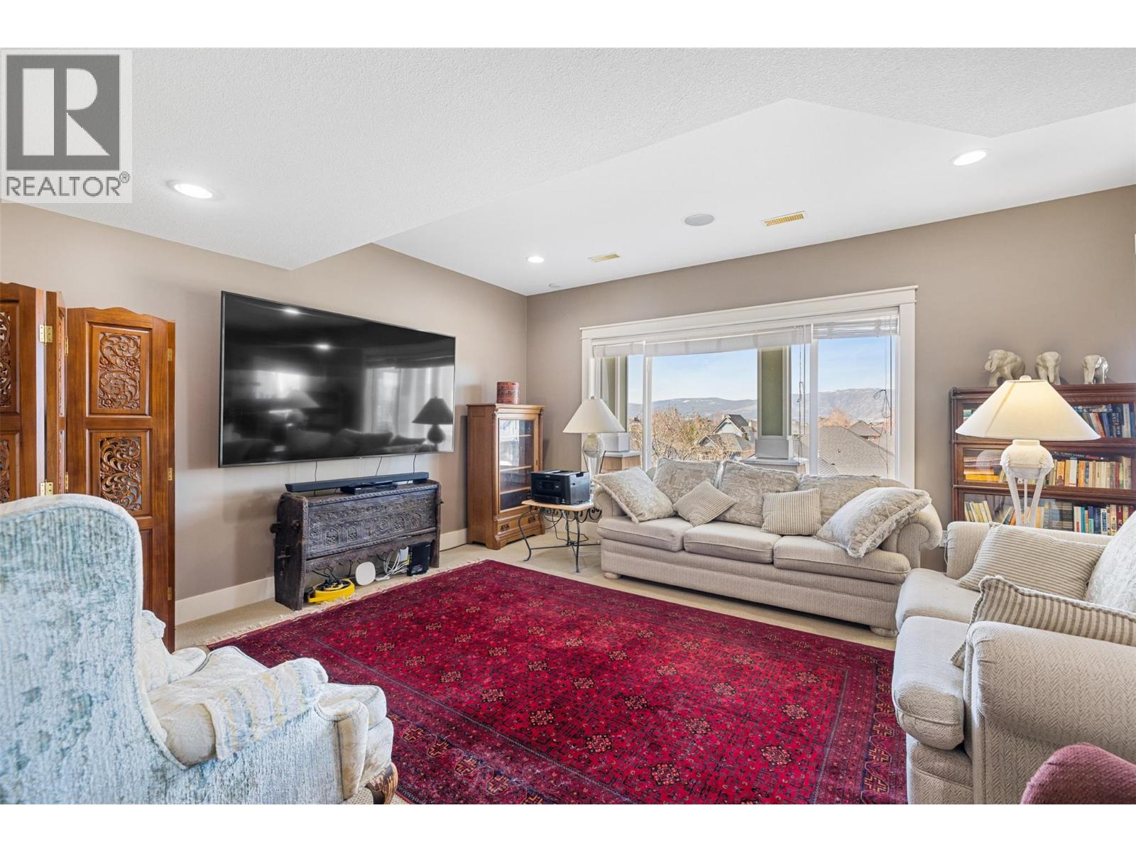  5450 South Perimeter Way, Kelowna