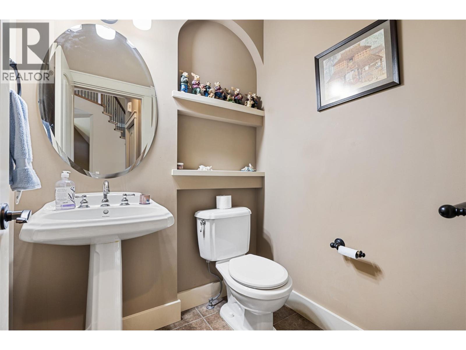  5450 South Perimeter Way, Kelowna