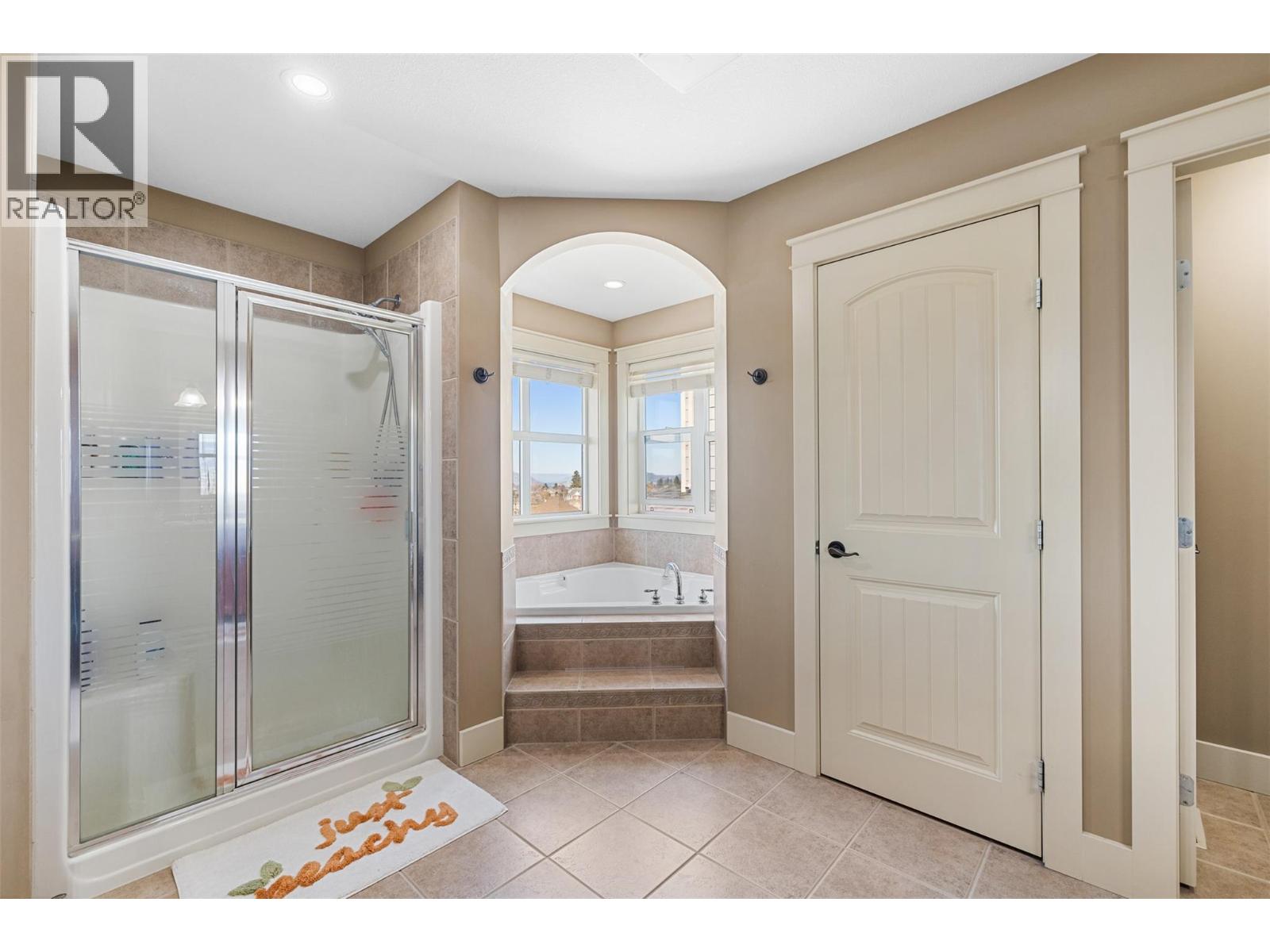  5450 South Perimeter Way, Kelowna