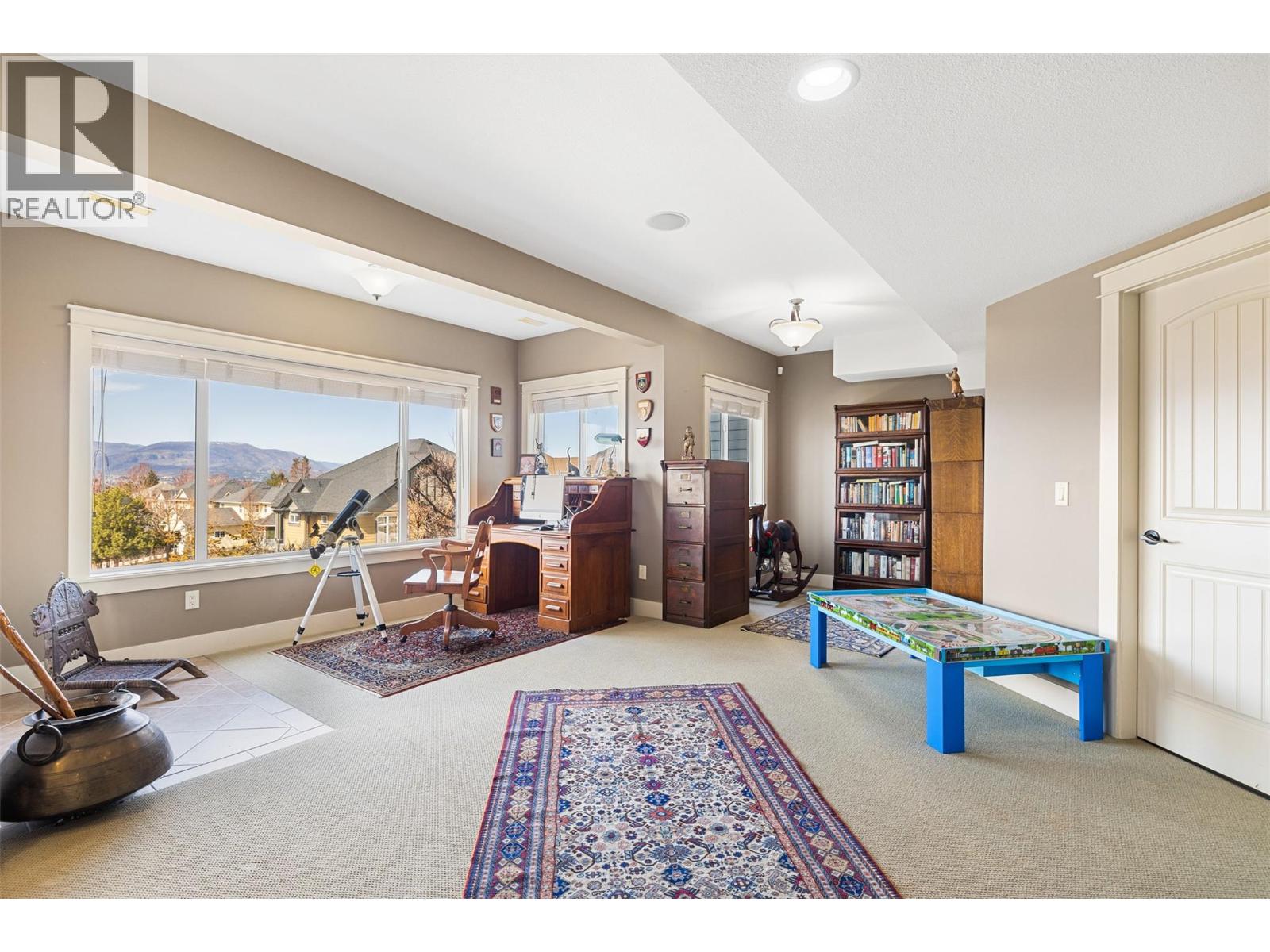  5450 South Perimeter Way, Kelowna