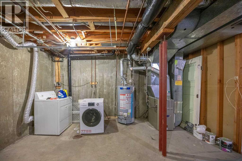 Single Family House 4 Level for Sale in  Brae Glen Road SW Braeside Calgary 