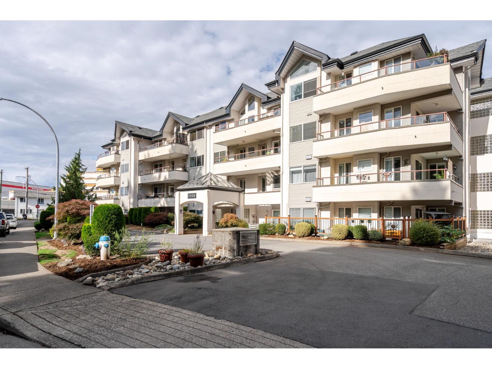 105 2526 LAKEVIEW CRESCENT, ABBOTSFORD