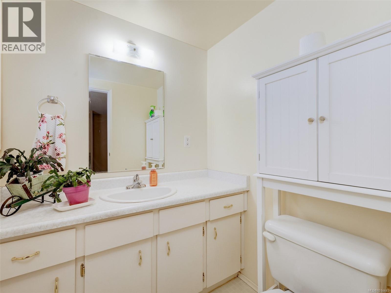  4433 Majestic Drive, Saanich