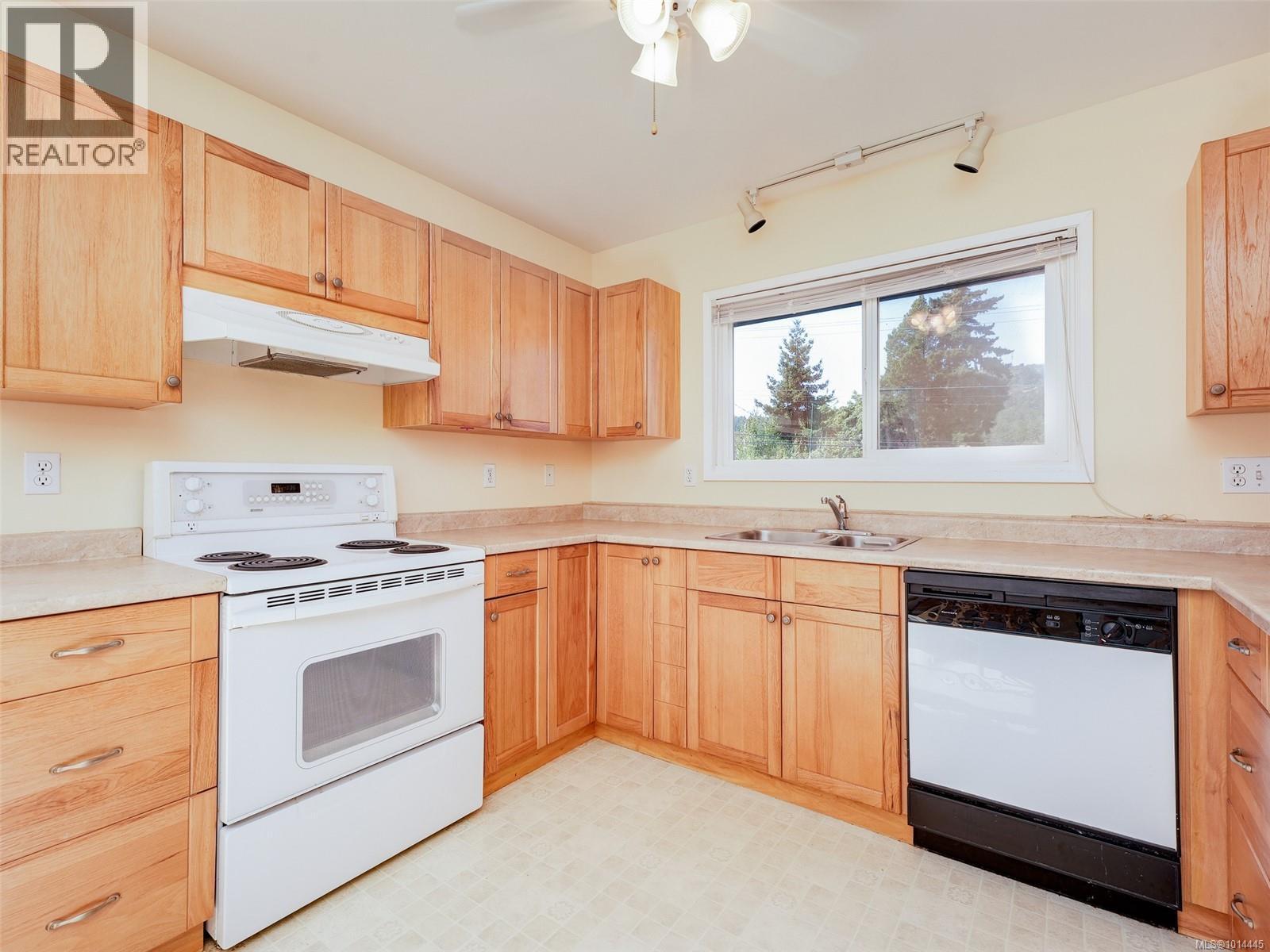  4433 Majestic Drive, Saanich