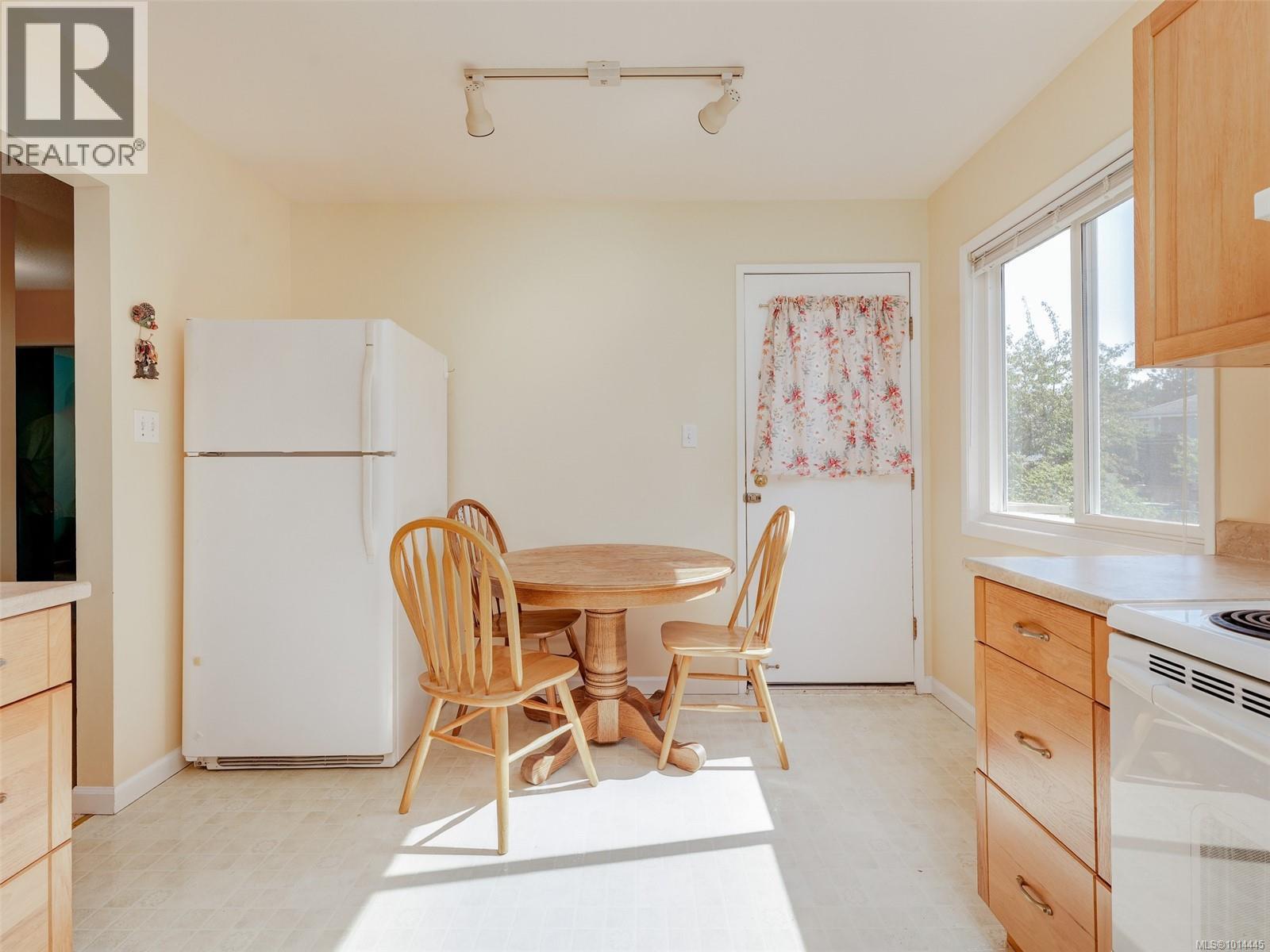  4433 Majestic Drive, Saanich