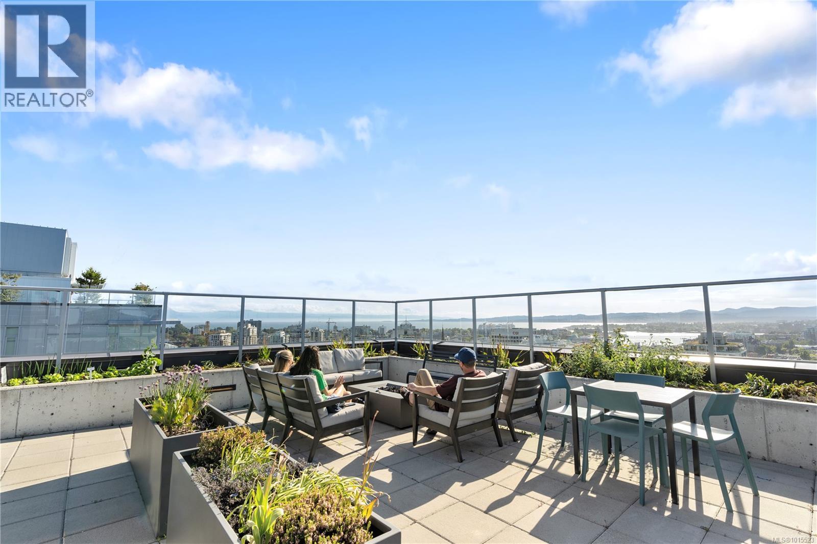 1206 845 Johnson Street, Victoria