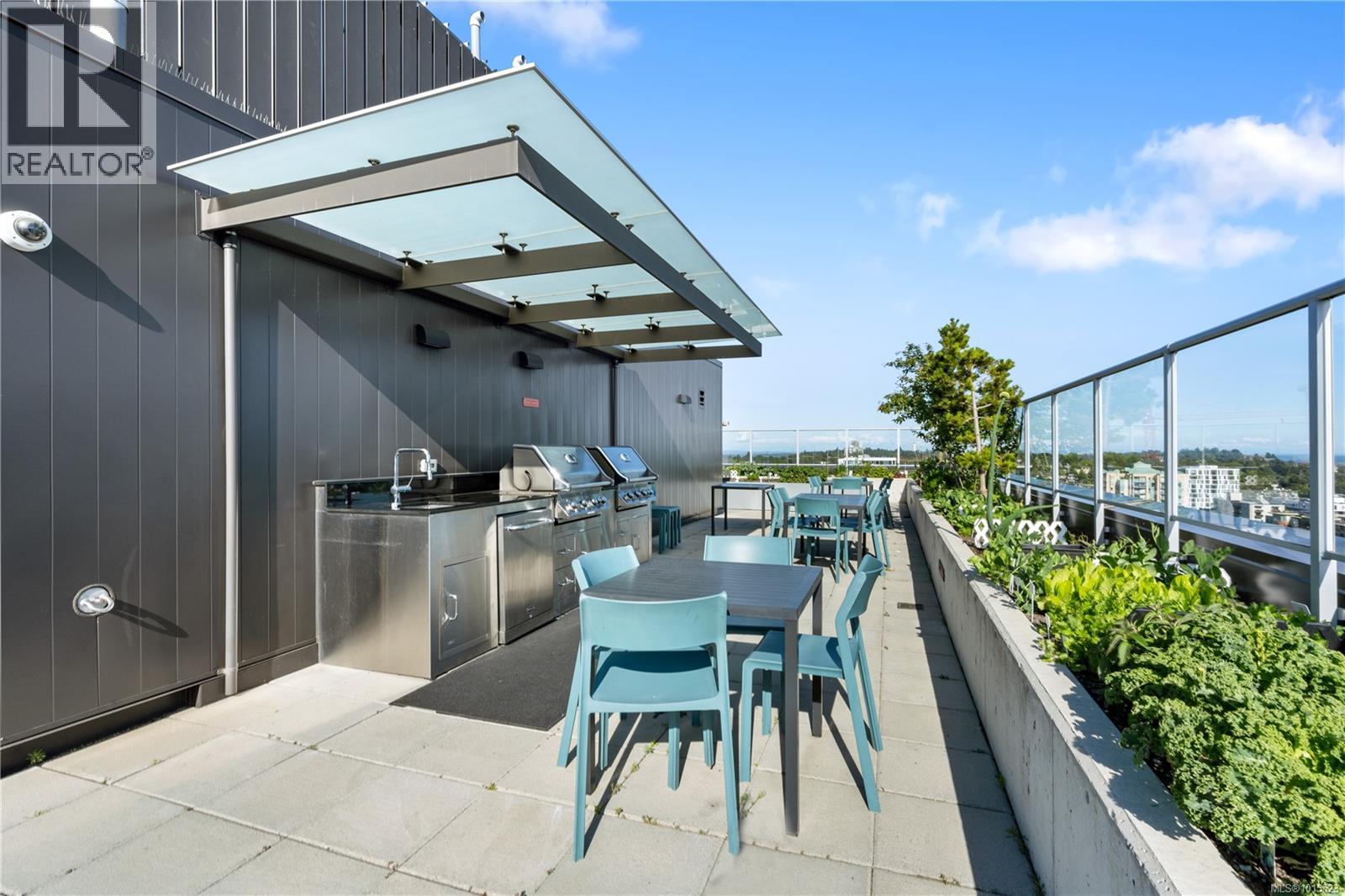 1206 845 Johnson Street, Victoria