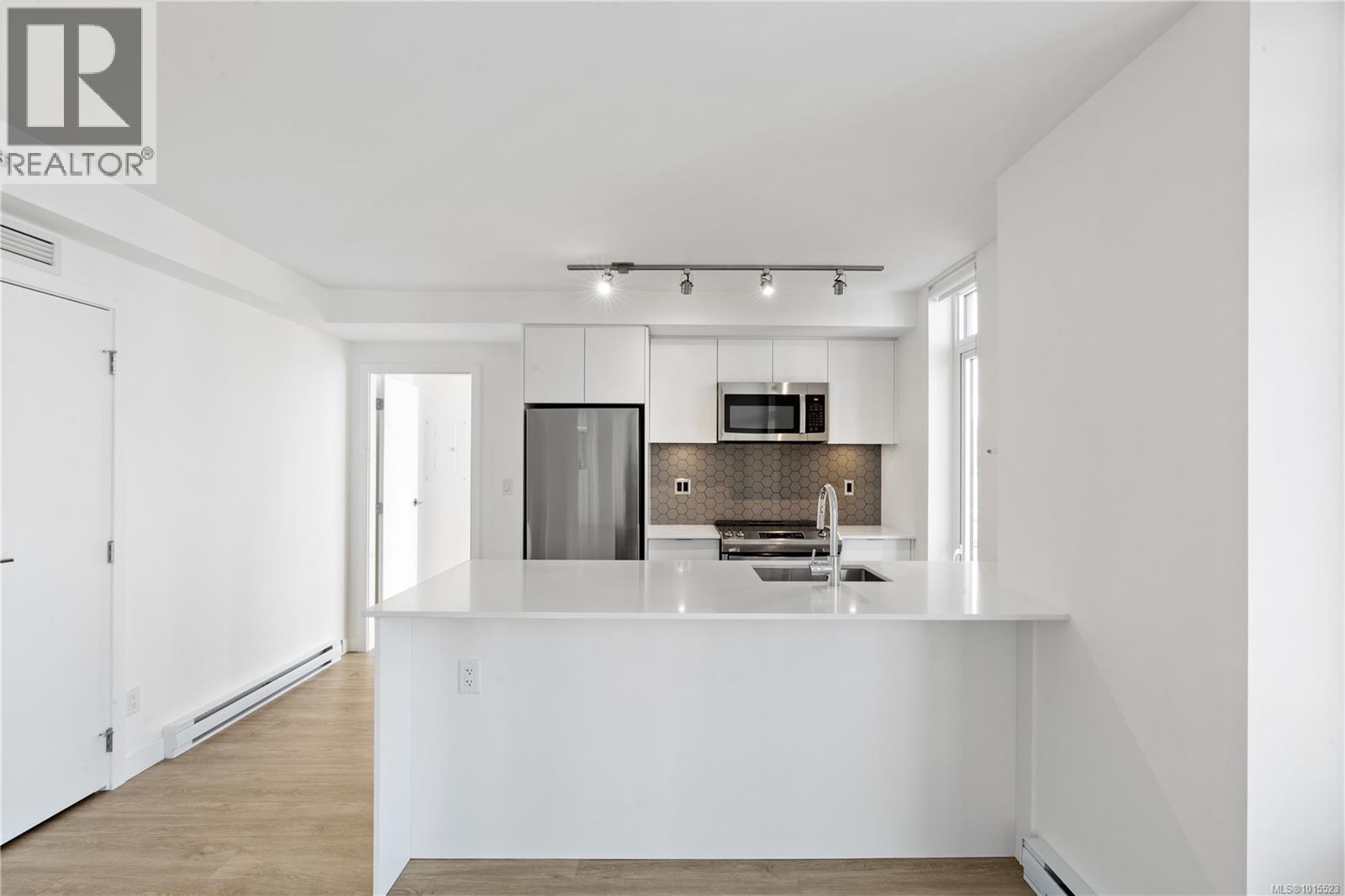 1206 845 Johnson Street, Victoria
