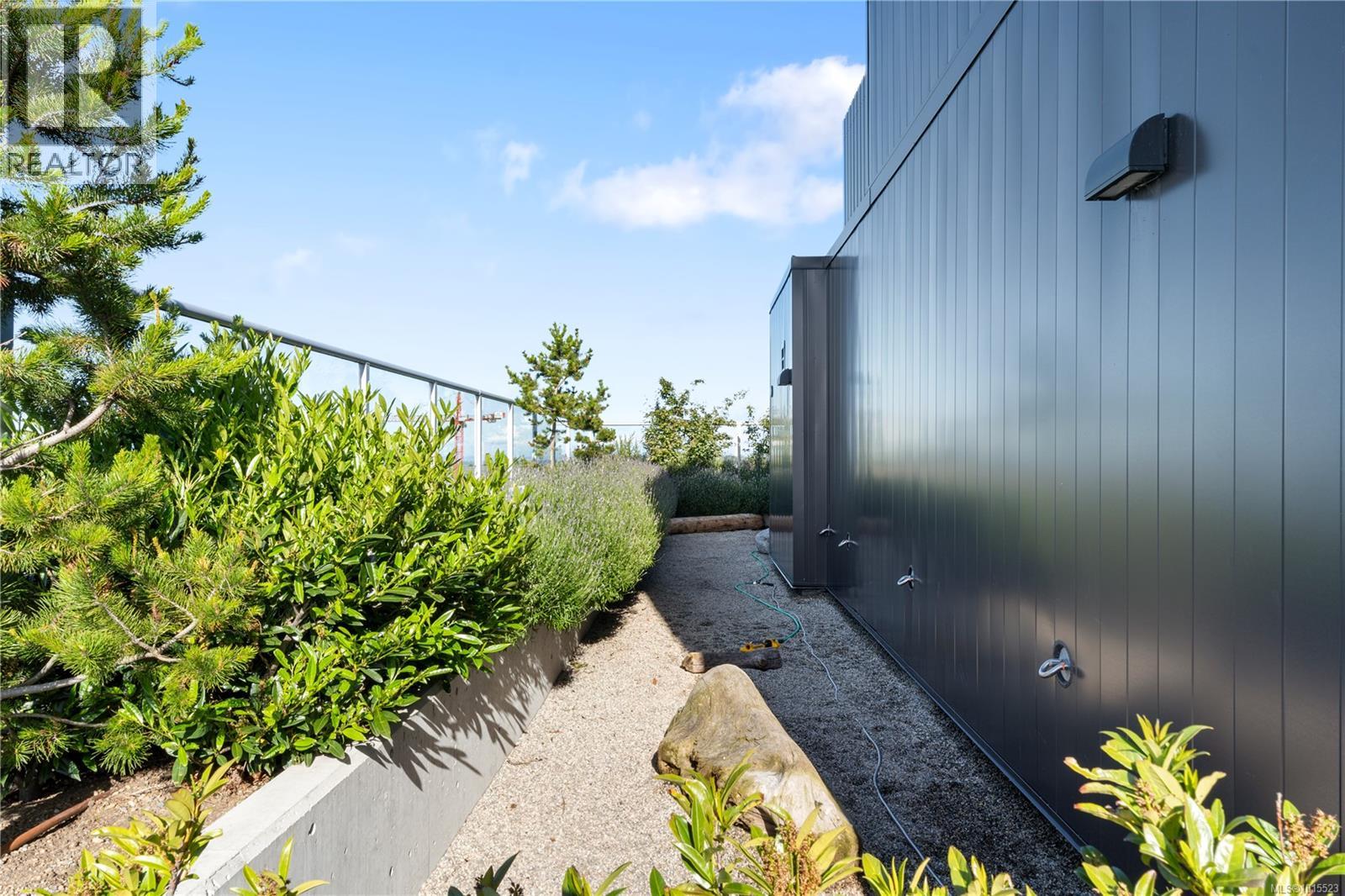1206 845 Johnson Street, Victoria