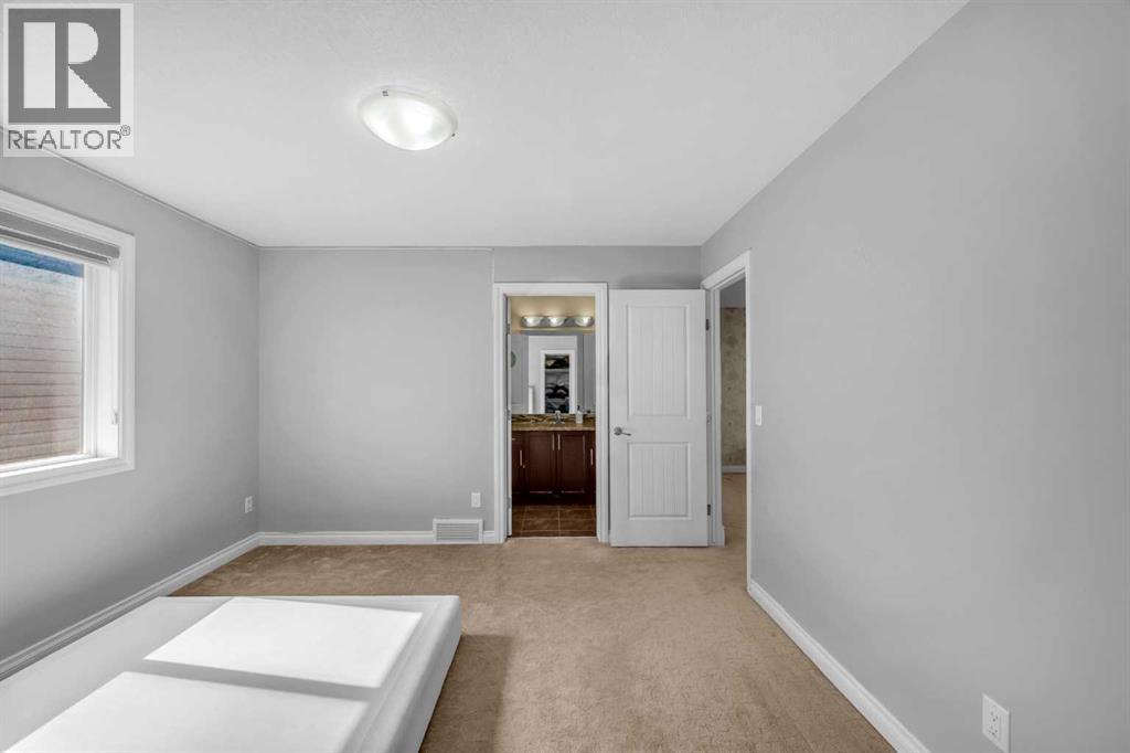 Single Family House for Sale in  Taralake Manor NE Taradale Calgary 