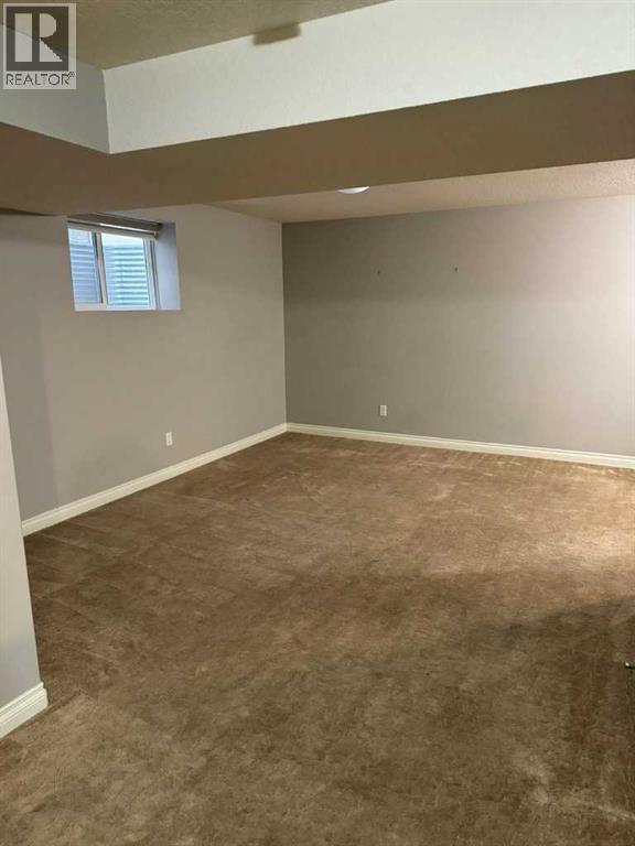Single Family House for Sale in  Taralake Manor NE Taradale Calgary 