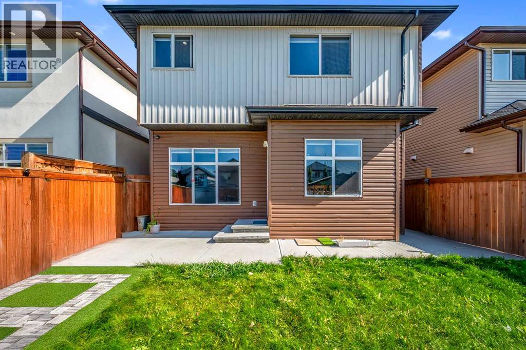 Single Family House for Sale in  Taralake Manor NE Taradale Calgary 