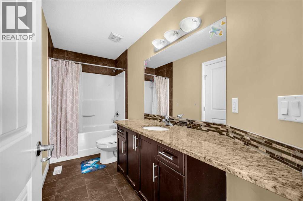 Single Family House for Sale in  Taralake Manor NE Taradale Calgary 