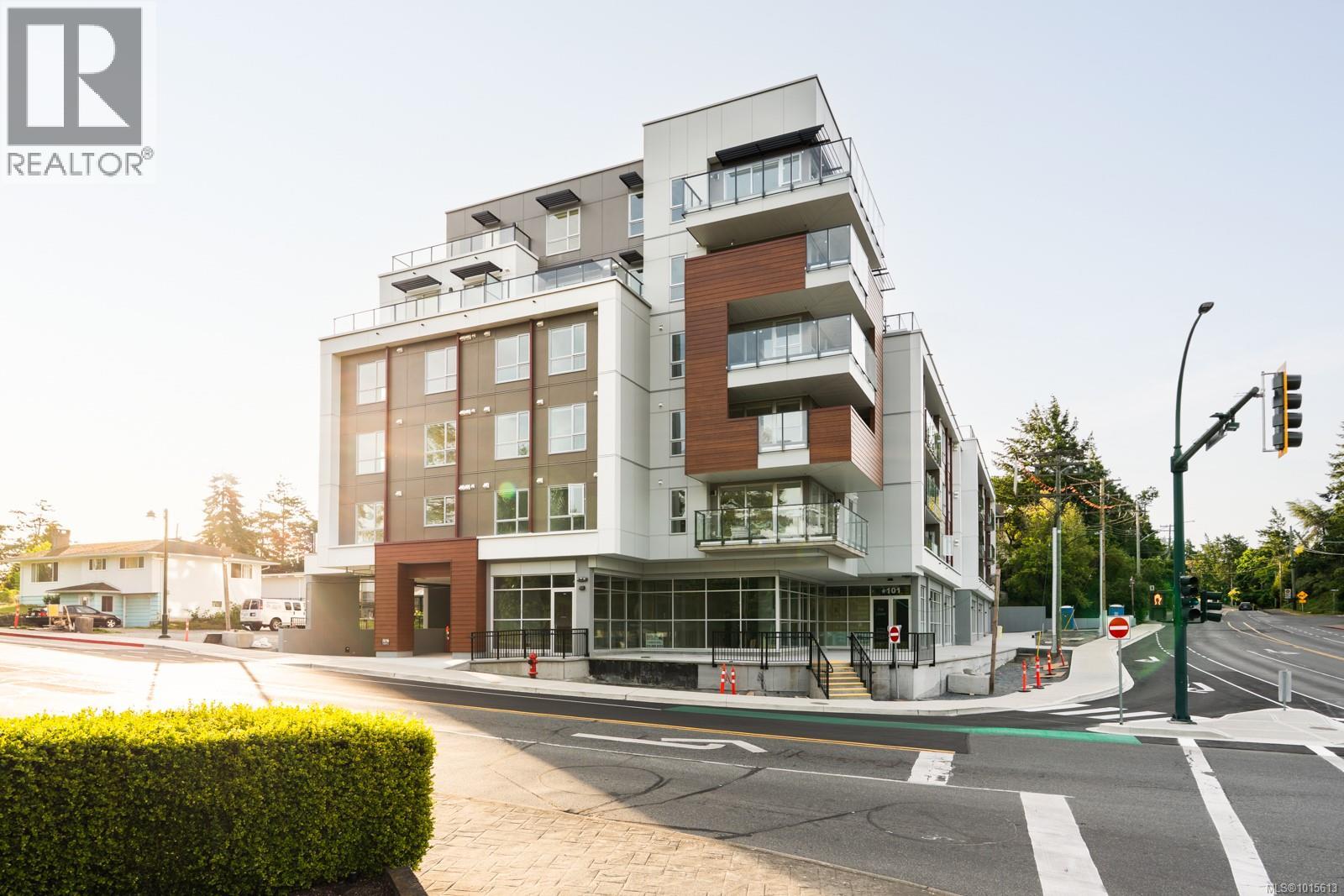 303 258 Helmcken Road, View Royal