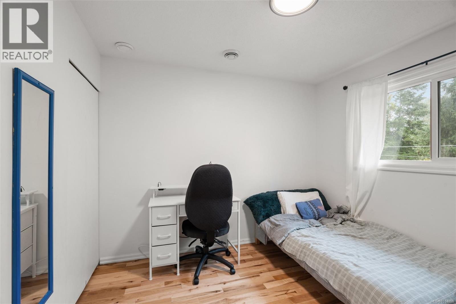  975 Taine Place, Saanich