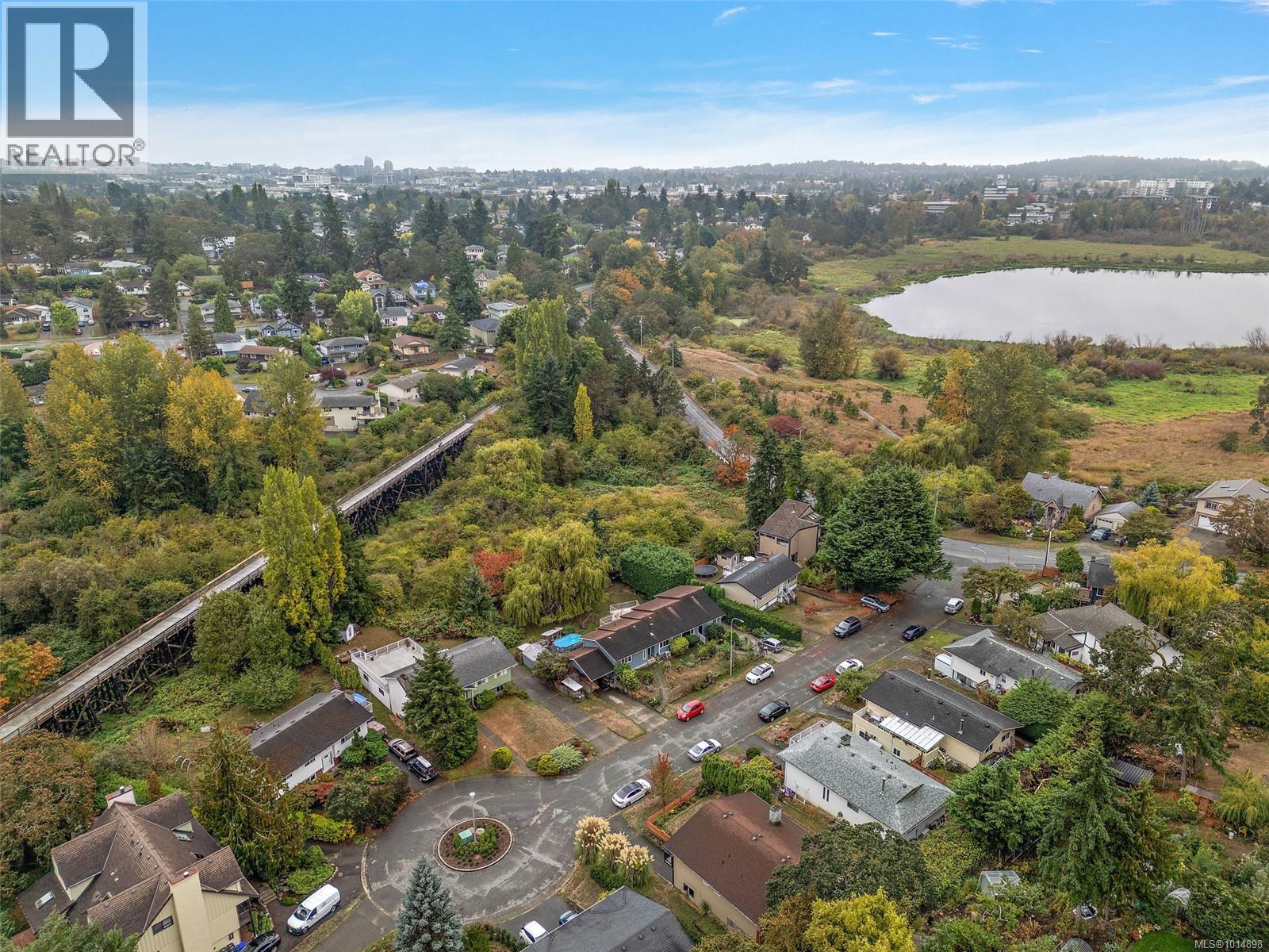  975 Taine Place, Saanich