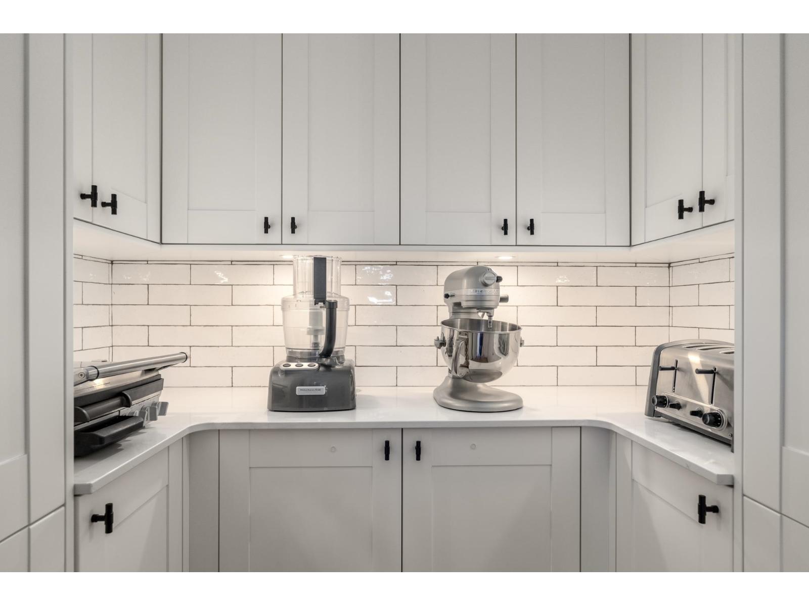 2408 CHRISTOPHERSON ROAD, Surrey