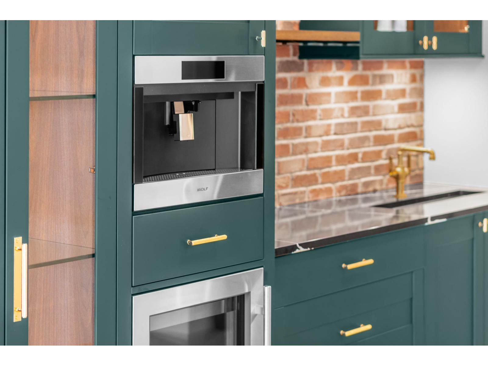 2422 CHRISTOPHERSON ROAD, Surrey