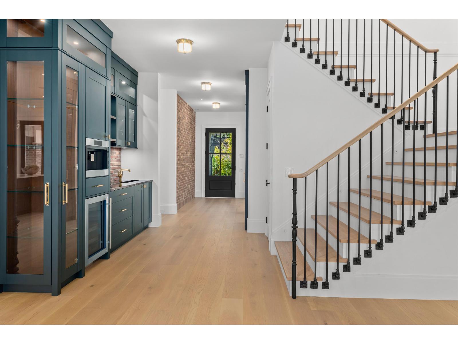 2422 CHRISTOPHERSON ROAD, Surrey