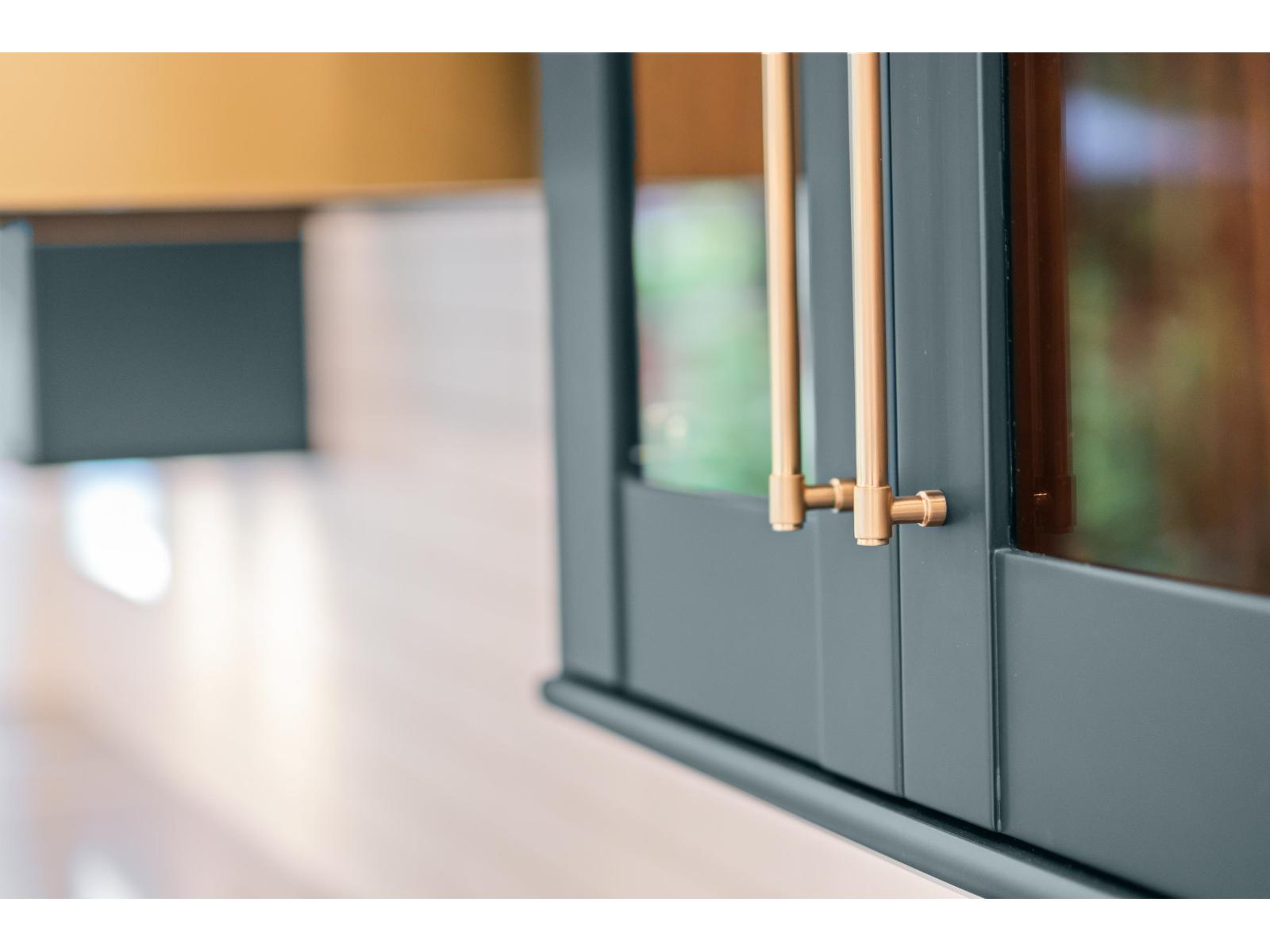 2422 CHRISTOPHERSON ROAD, Surrey