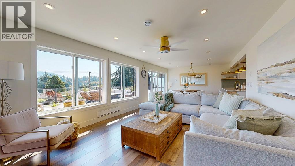 405 S FLETCHER ROAD, Gibsons