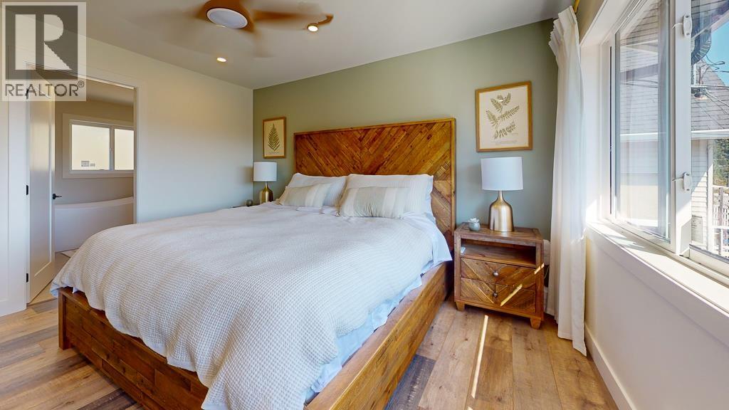 405 S FLETCHER ROAD, Gibsons