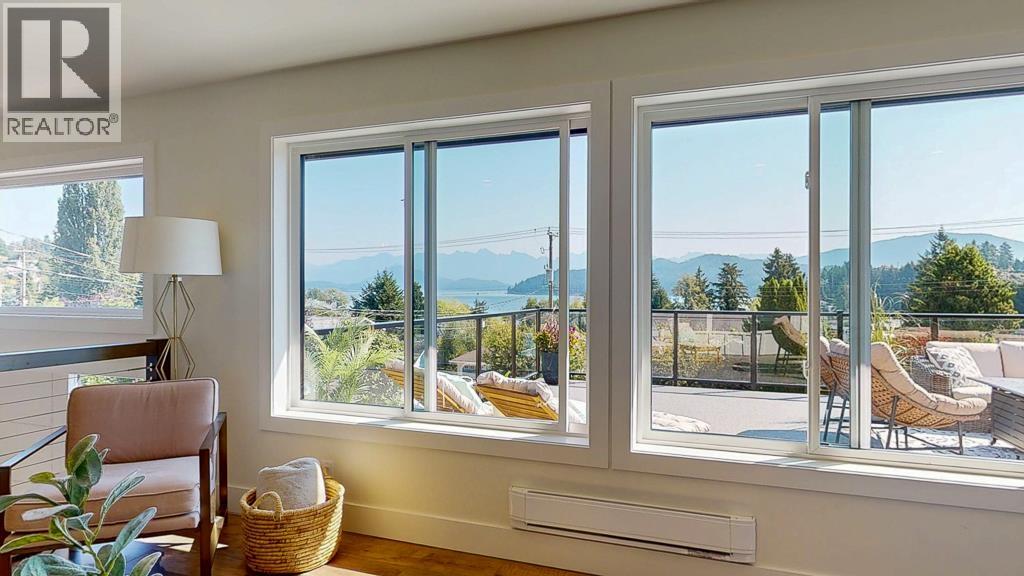 405 S FLETCHER ROAD, Gibsons