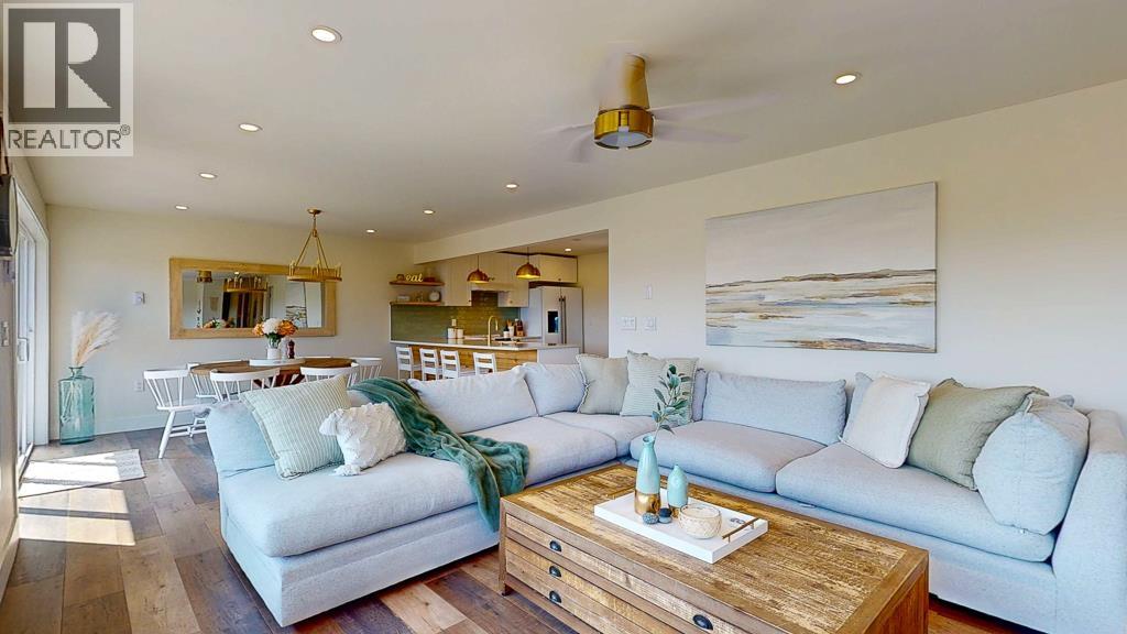 405 S FLETCHER ROAD, Gibsons