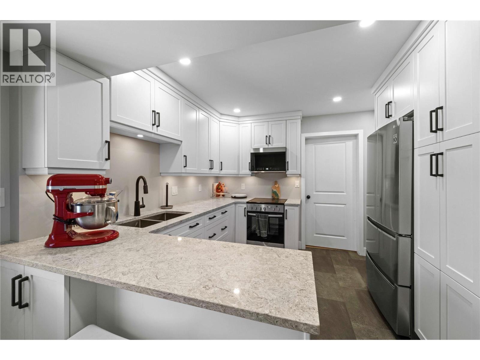1548 ASSINIBOINE Road, Kamloops