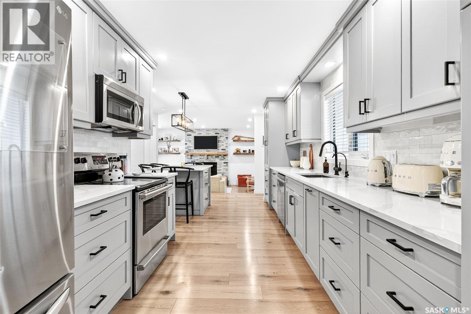 183 Rogers ROAD, Regina, Saskatchewan