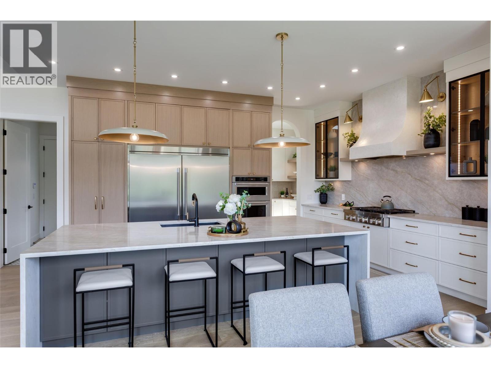  1017 Carnoustie Drive, Kelowna