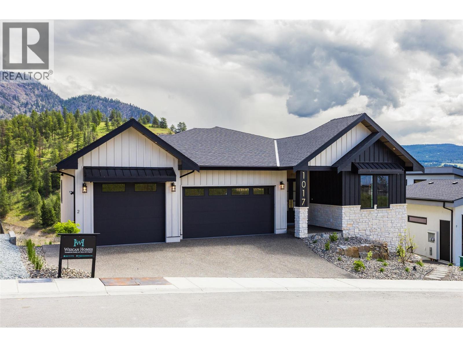  1017 Carnoustie Drive, Kelowna